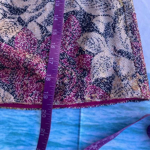 Anthropologie sequin top - Picture 6 of 6